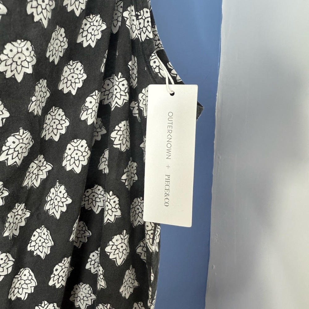 Outerknown Summer Sunday Suit Romper Playsuit in Pitch Black Lantana Size Medium - Picture 3 of 8